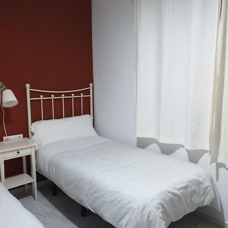 Hostal Monteluna Rociana Extérieur photo